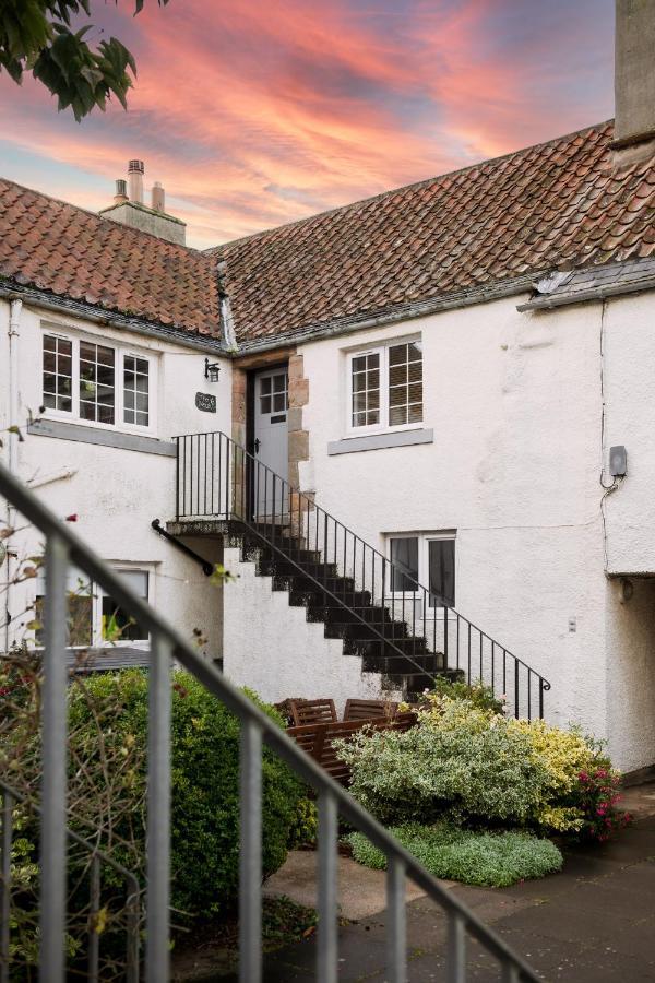 Courtyard At Crailアパートメント エクステリア 写真